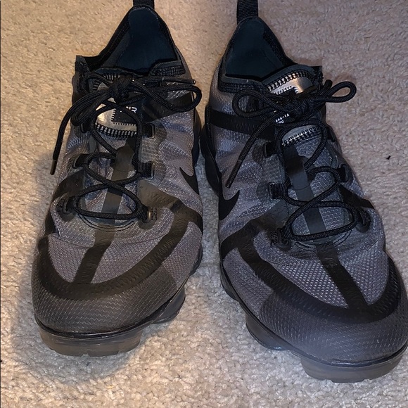 womens nike vapormax triple black